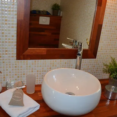 Des Aludes Bed & Breakfast