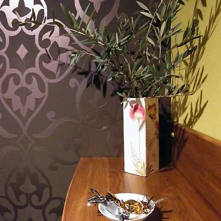 Des Aludes Couette-café